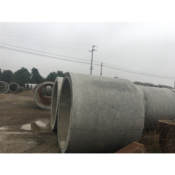 水泥檢查井流水面指什么